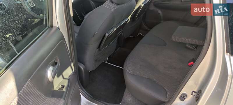 Хэтчбек Nissan Note 2008 в Трускавце