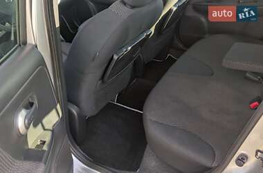 Хэтчбек Nissan Note 2008 в 