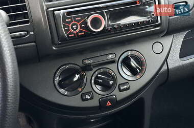Хетчбек Nissan Note 2008 в 