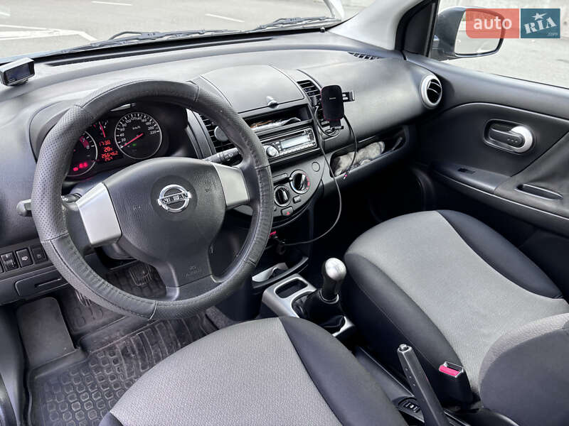 Хэтчбек Nissan Note 2011 в Чернигове