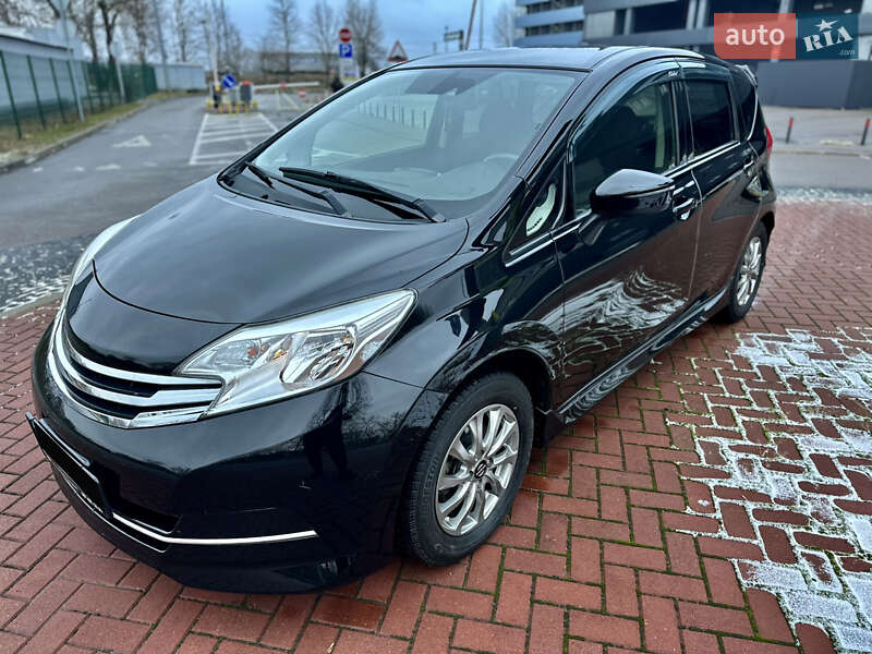 Хэтчбек Nissan Note 2016 в 