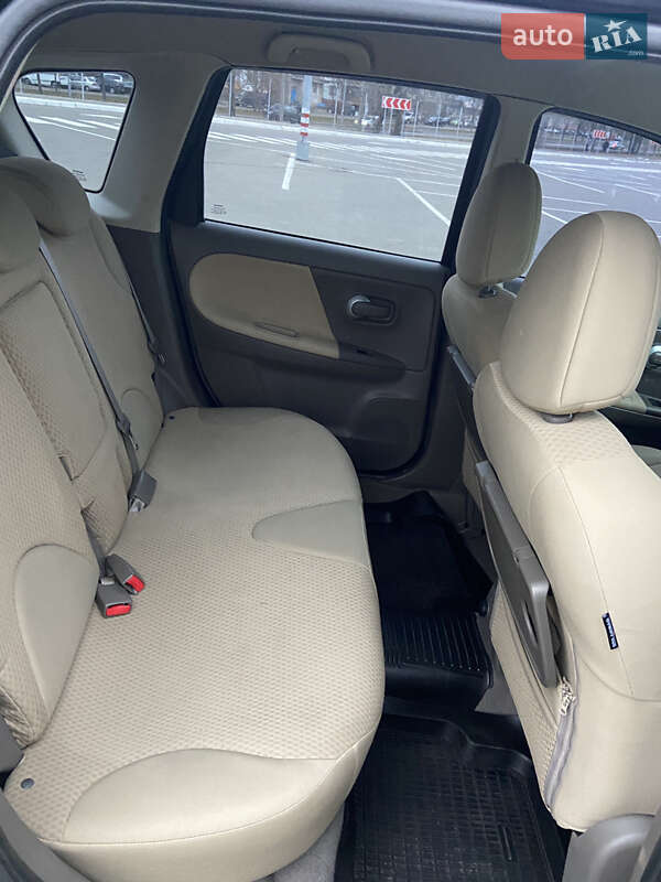 Хэтчбек Nissan Note 2007 в Киеве