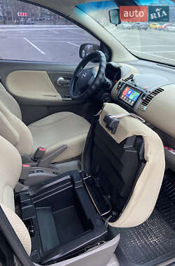Хэтчбек Nissan Note 2007 в Киеве
