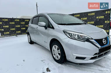 Хэтчбек Nissan Note 2016 в Киеве