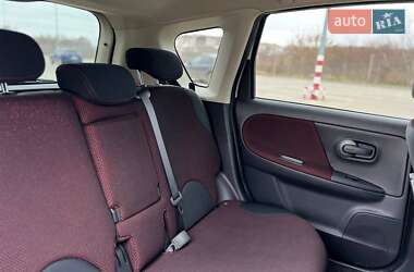 Хэтчбек Nissan Note 2007 в 