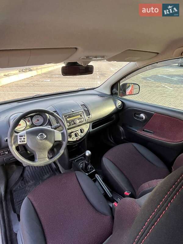 Хэтчбек Nissan Note 2008 в Киеве