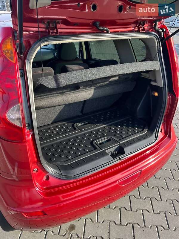 Хэтчбек Nissan Note 2008 в Киеве