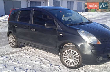 Хэтчбек Nissan Note 2008 в Золочеве