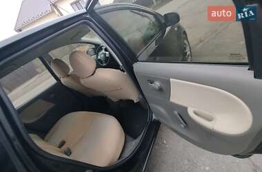 Хэтчбек Nissan Note 2006 в Первомайске