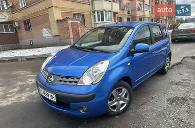 Хэтчбек Nissan Note 2006 в Полтаве