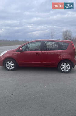 Хэтчбек Nissan Note 2007 в Коростене