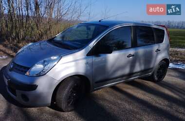 Хэтчбек Nissan Note 2006 в Умани