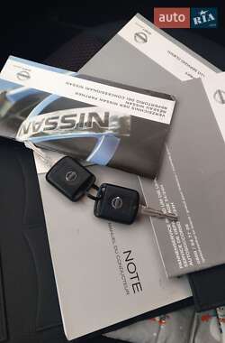 Хэтчбек Nissan Note 2008 в 