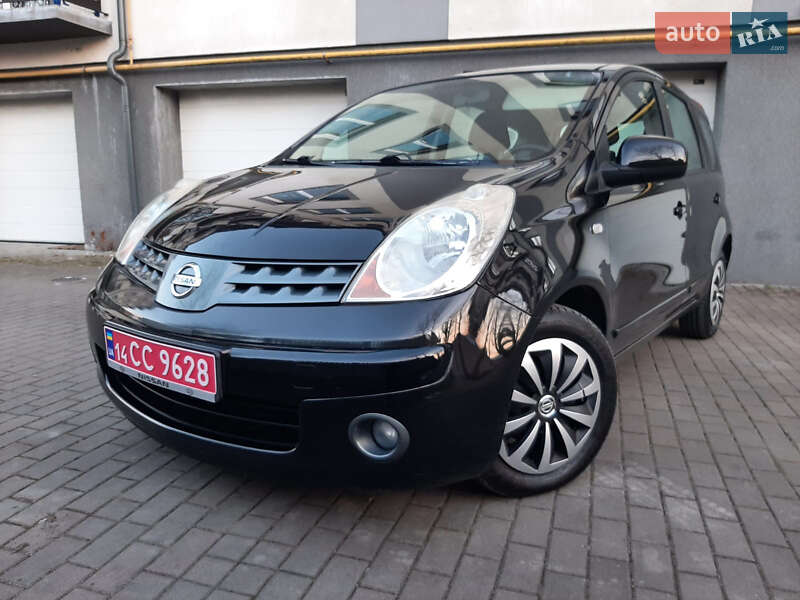 Хэтчбек Nissan Note 2008 в Коломые