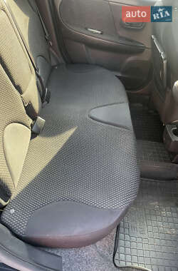Хэтчбек Nissan Note 2007 в 
