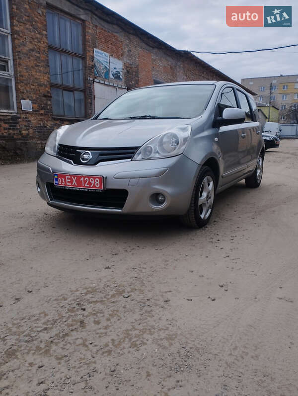 Хэтчбек Nissan Note 2009 в Червонограде