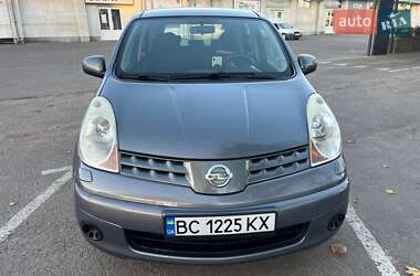 Хэтчбек Nissan Note 2008 в Львове