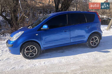 Хетчбек Nissan Note 2006 в 