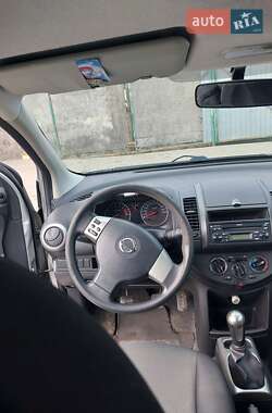 Хэтчбек Nissan Note 2010 в Луцке