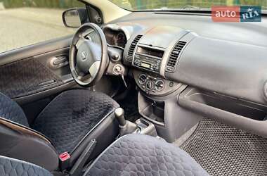 Хэтчбек Nissan Note 2007 в Львове