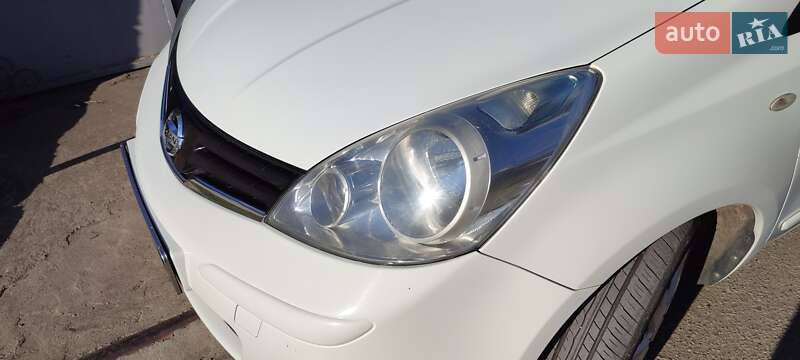 Хэтчбек Nissan Note 2011 в Одессе