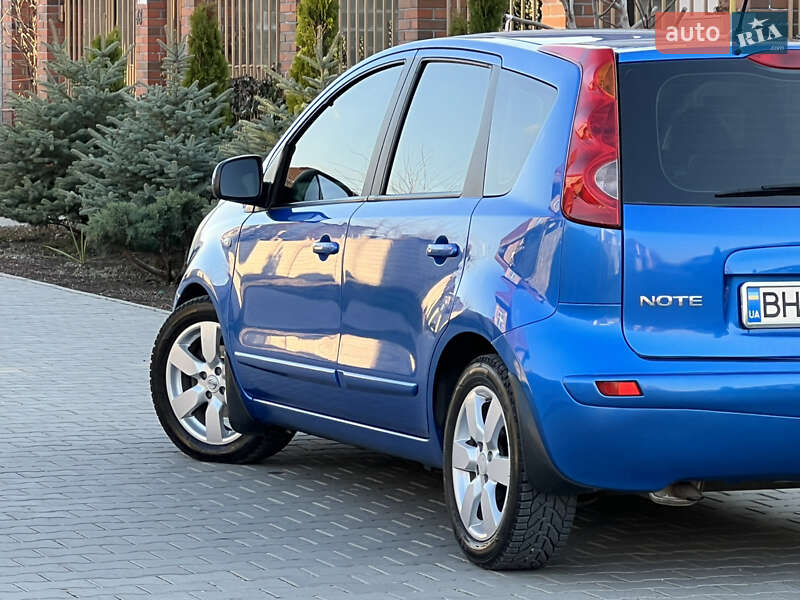 Хэтчбек Nissan Note 2007 в Одессе