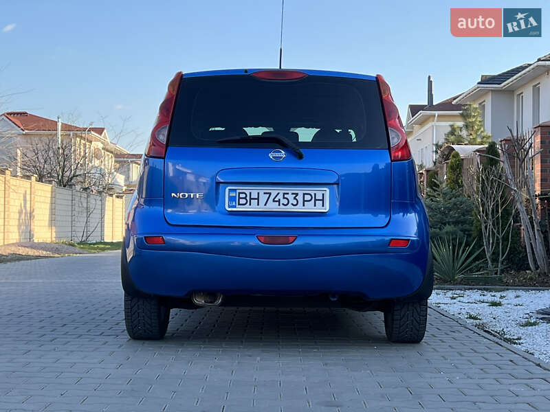 Хэтчбек Nissan Note 2007 в Одессе