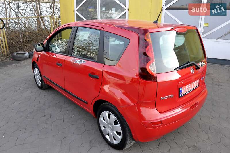 Хэтчбек Nissan Note 2009 в Львове