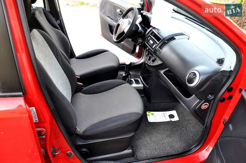 Хэтчбек Nissan Note 2009 в Львове