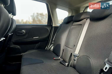 Хэтчбек Nissan Note 2008 в 