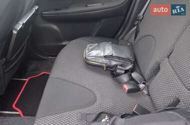 Хэтчбек Nissan Note 2006 в 