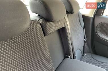 Хэтчбек Nissan Note 2007 в 