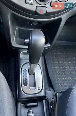 Хэтчбек Nissan Note 2006 в 