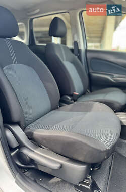 Хэтчбек Nissan Note 2015 в 