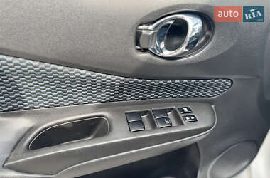 Хэтчбек Nissan Note 2015 в 