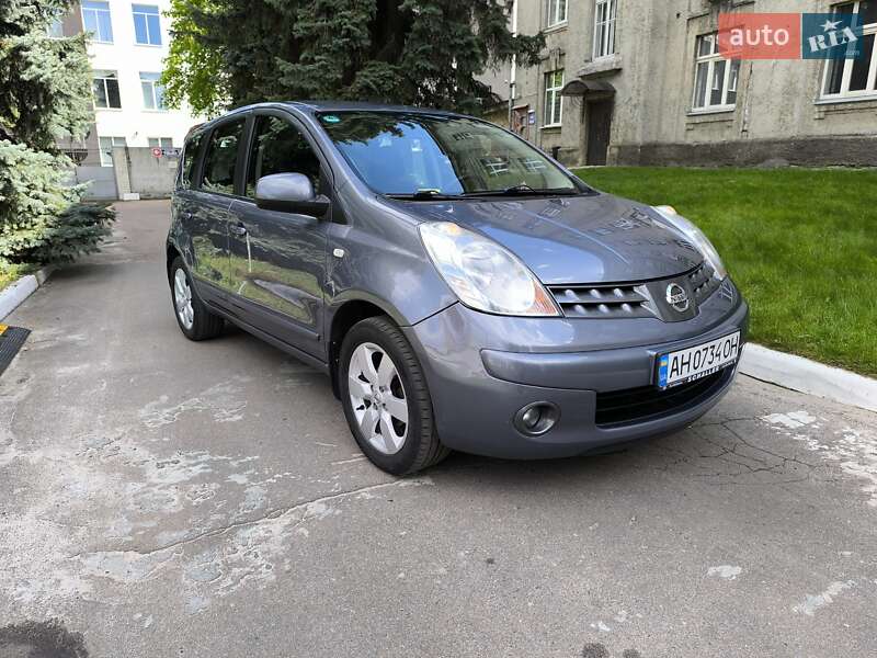 Хетчбек Nissan Note 2008 в Києві