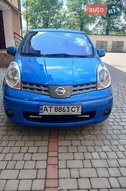 Хэтчбек Nissan Note 2006 в 