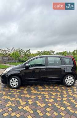 Хетчбек Nissan Note 2009 в 