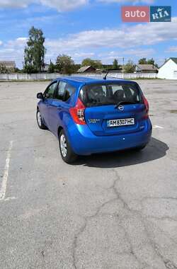 Хэтчбек Nissan Note 2014 в 