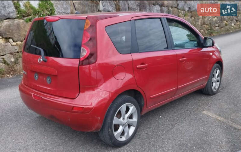Хетчбек Nissan Note 2010 в Рівному
