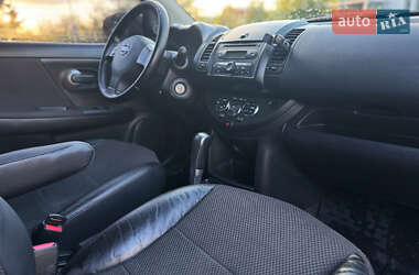 Хэтчбек Nissan Note 2007 в 