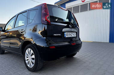 Хетчбек Nissan Note 2011 в 