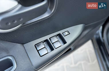 Хетчбек Nissan Note 2011 в 