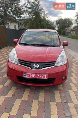 Хетчбек Nissan Note 2010 в 