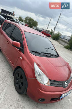 Хэтчбек Nissan Note 2007 в Киеве