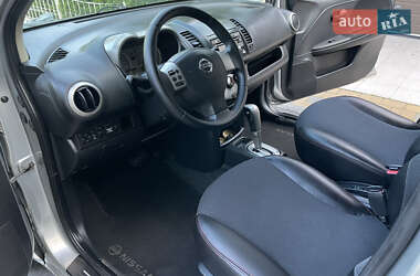 Хэтчбек Nissan Note 2009 в 