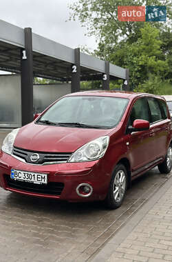 Хэтчбек Nissan Note 2013 в Львове