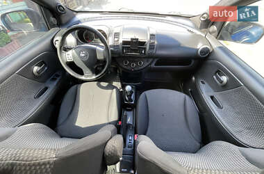 Хэтчбек Nissan Note 2007 в 