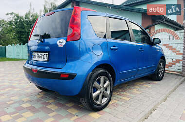 Хэтчбек Nissan Note 2007 в 