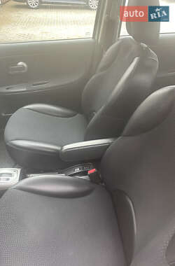 Хэтчбек Nissan Note 2013 в 